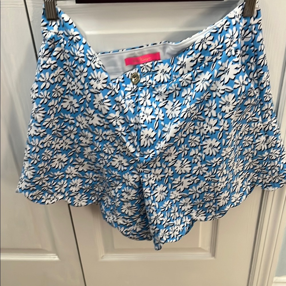 Lilly Pulitzer Palm Beach Petals Buttercup Mid-rise Shorts